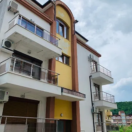 Tatyana Art Appartement Obzor