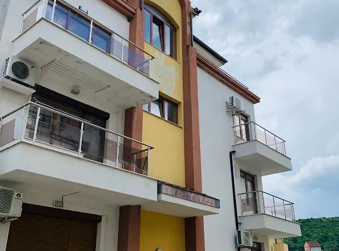 Tatyana Art Apartment Obzor