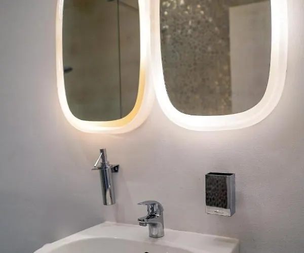 Tatyana Art Apartment Obzor